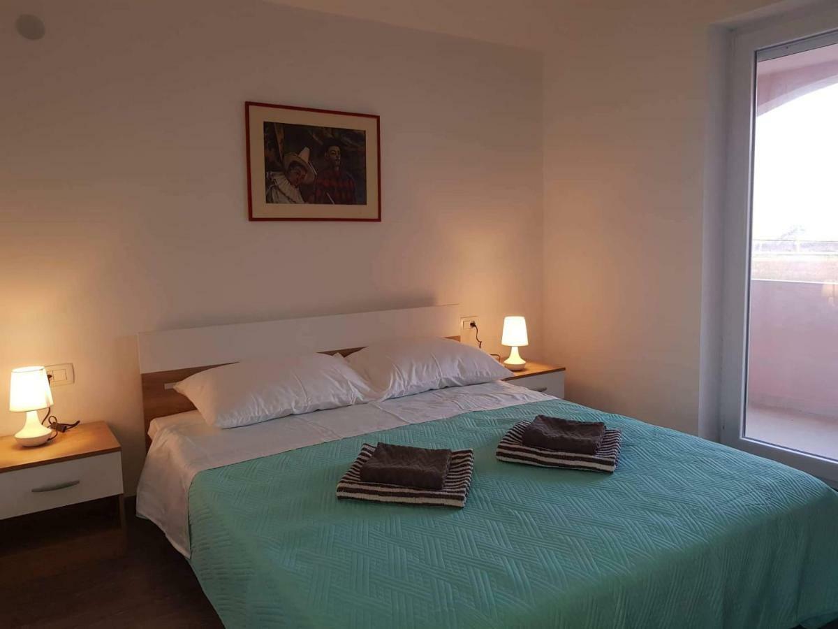 Apartmani Luce I Miho Nin Exterior photo